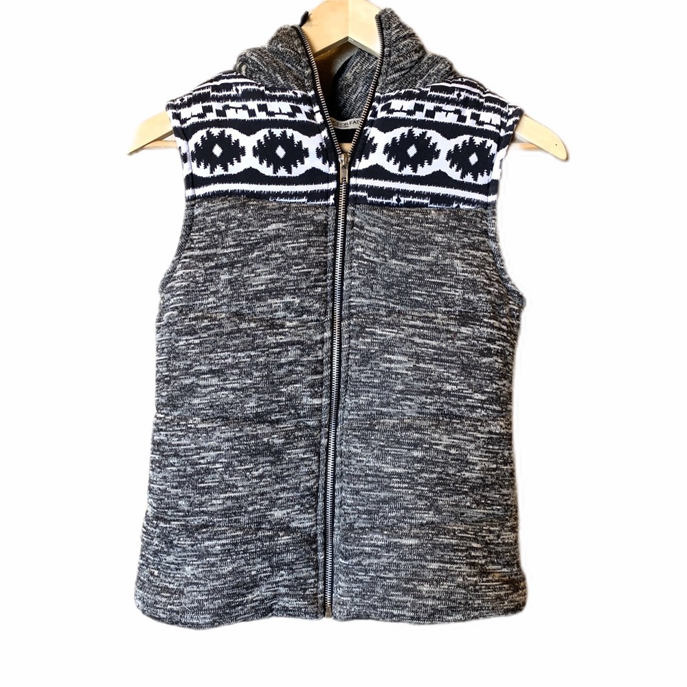 Chance or fate gray hooded vest medium
